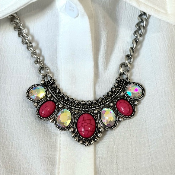 * ❤️NWT BOUTIQUE  PINK SHIMMERING NEW CASTLE SILVERTONE NECKLACE   STUNNING!!!! - Picture 5 of 5